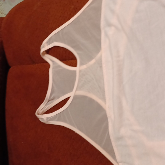 Top - Picture 2 of 4